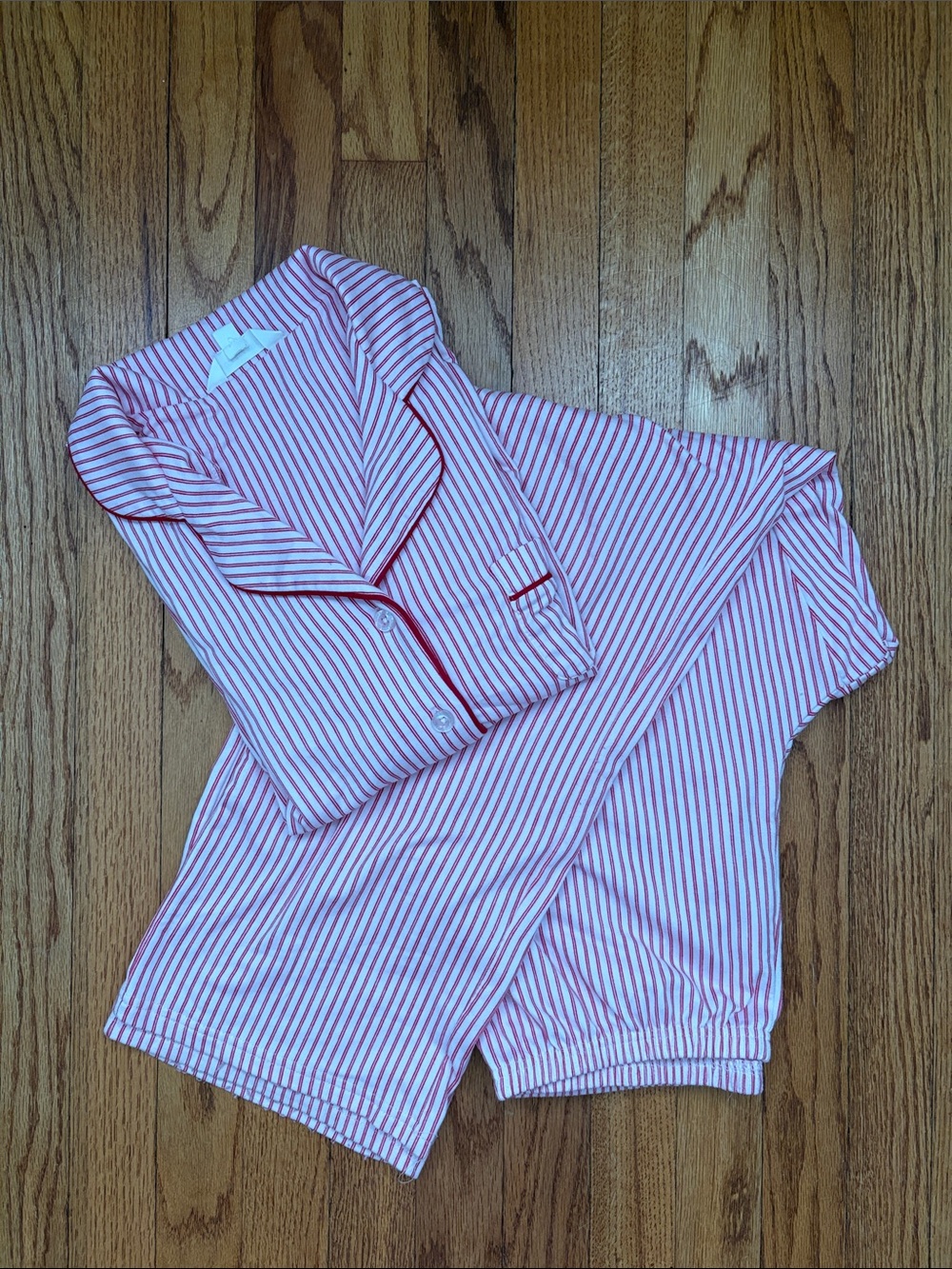 Laura Ashley red and pink striped pajama set in a M (short sleeve, long pants)